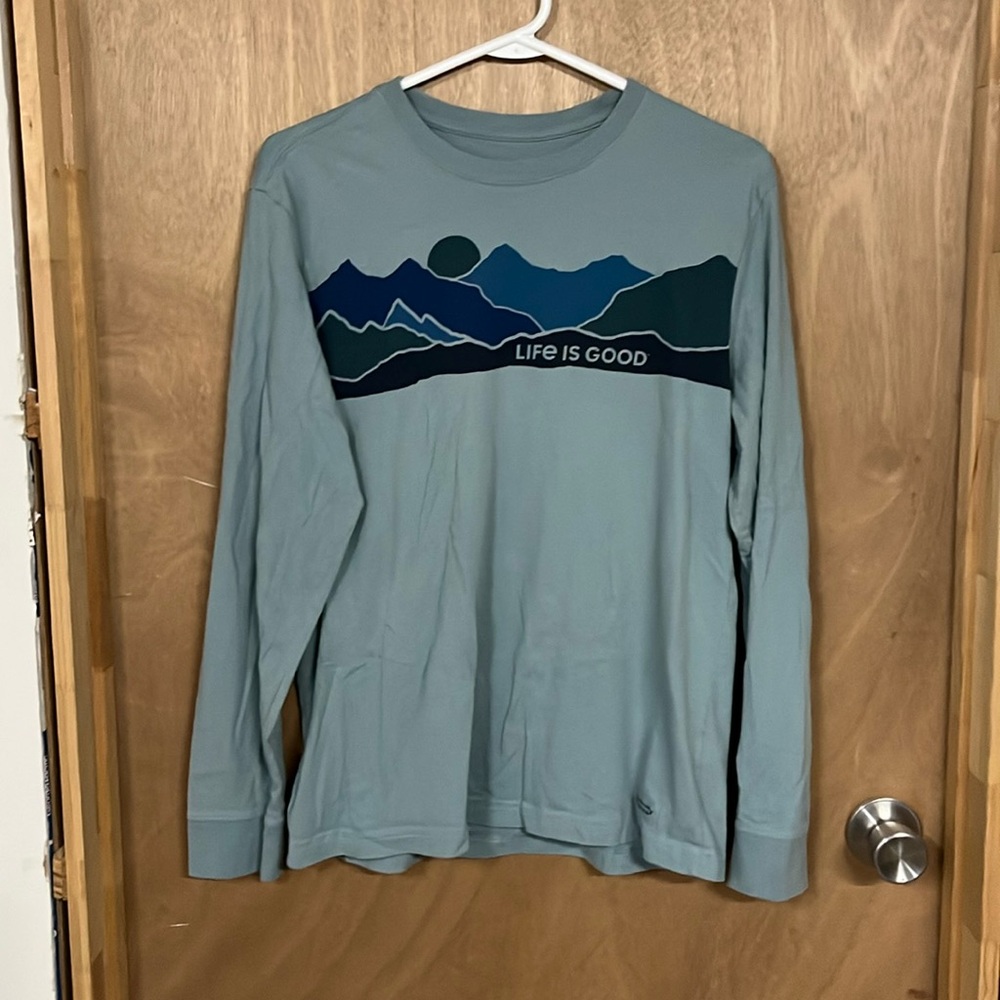 Men’s life is good long sleeve shirt